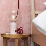 Nada 3*