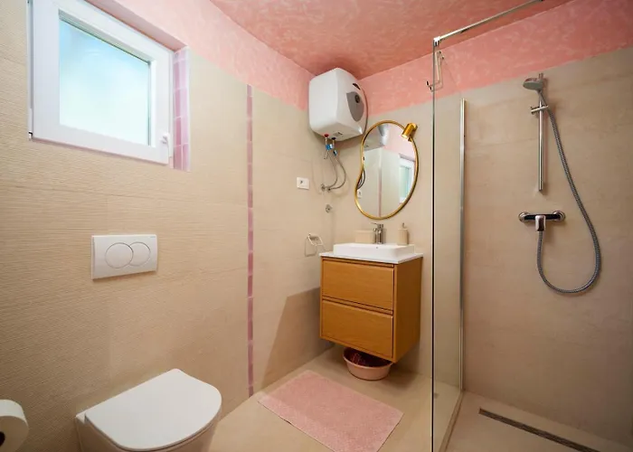 ゲストハウス Nada Žirje